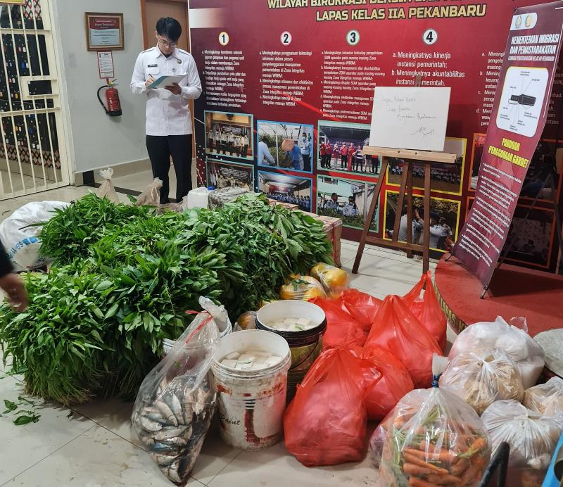 Setiap Hari, Petugas Lapas Pekanbaru Periksa Bahan Makanan Warga Binaan